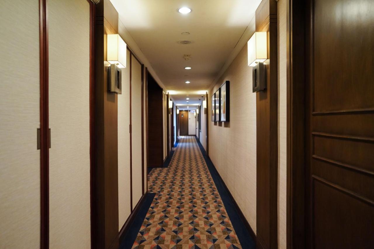 อีตัน ฮ่องกง Hotel ภายนอก รูปภาพ
